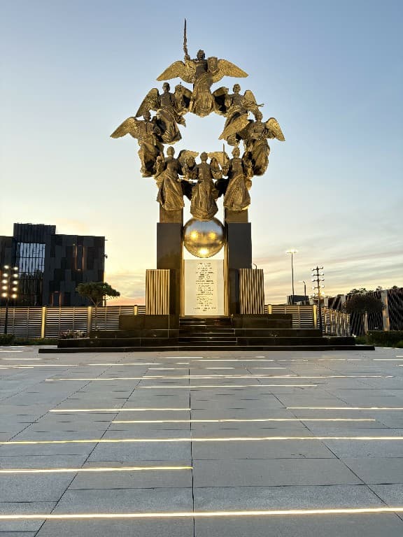 Монумент «Собор Архистратига Михаила» - фото 1